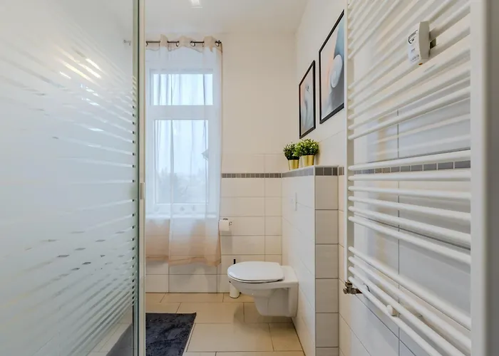 Apartamento Neu In - Garten - Free Wifi & Parking - Aparts Gotha